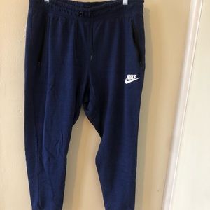 Women’s Nike Sweats XL